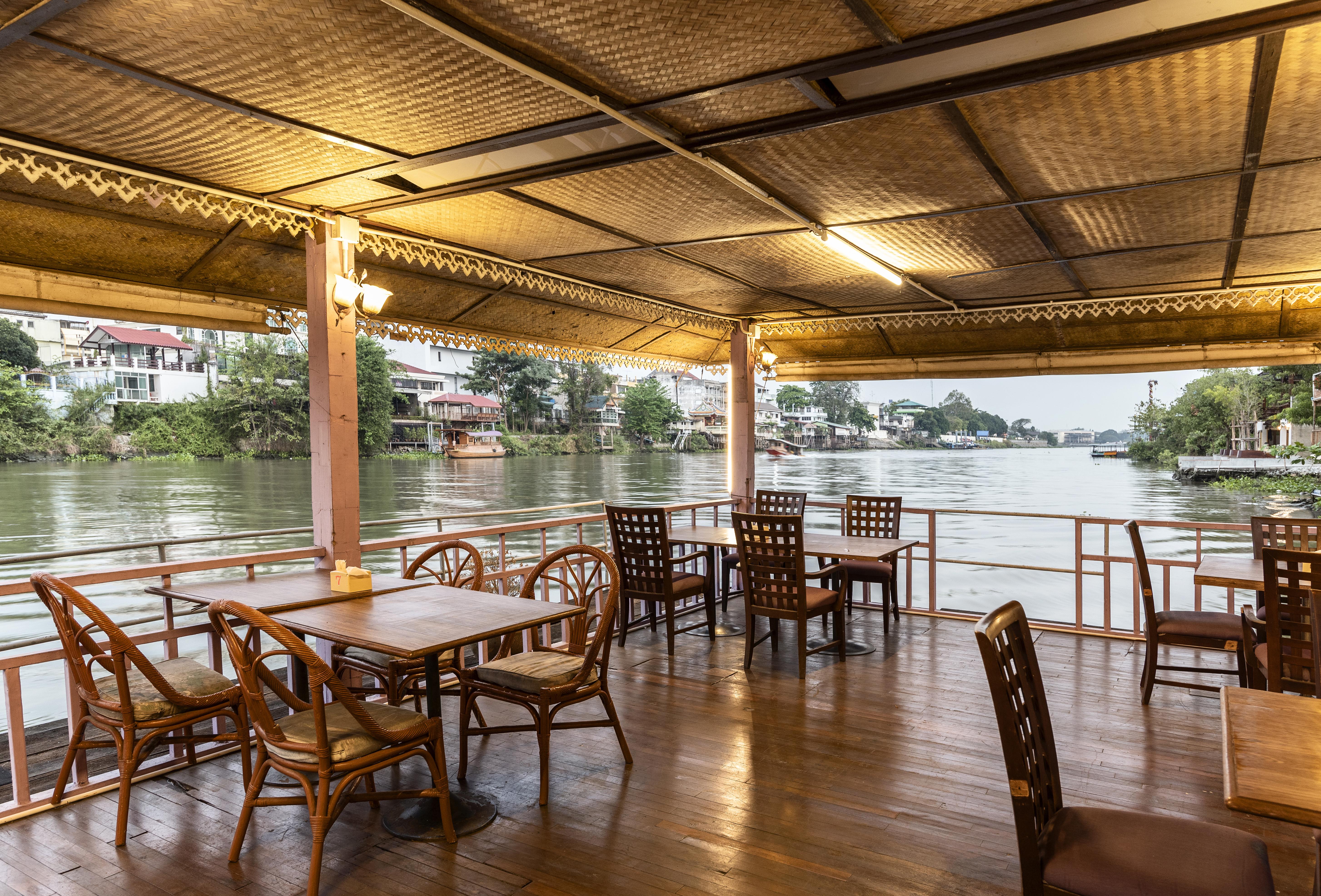 Ayothaya Riverside Hotel Phra Nakhon Si Ayutthaya Exterior foto