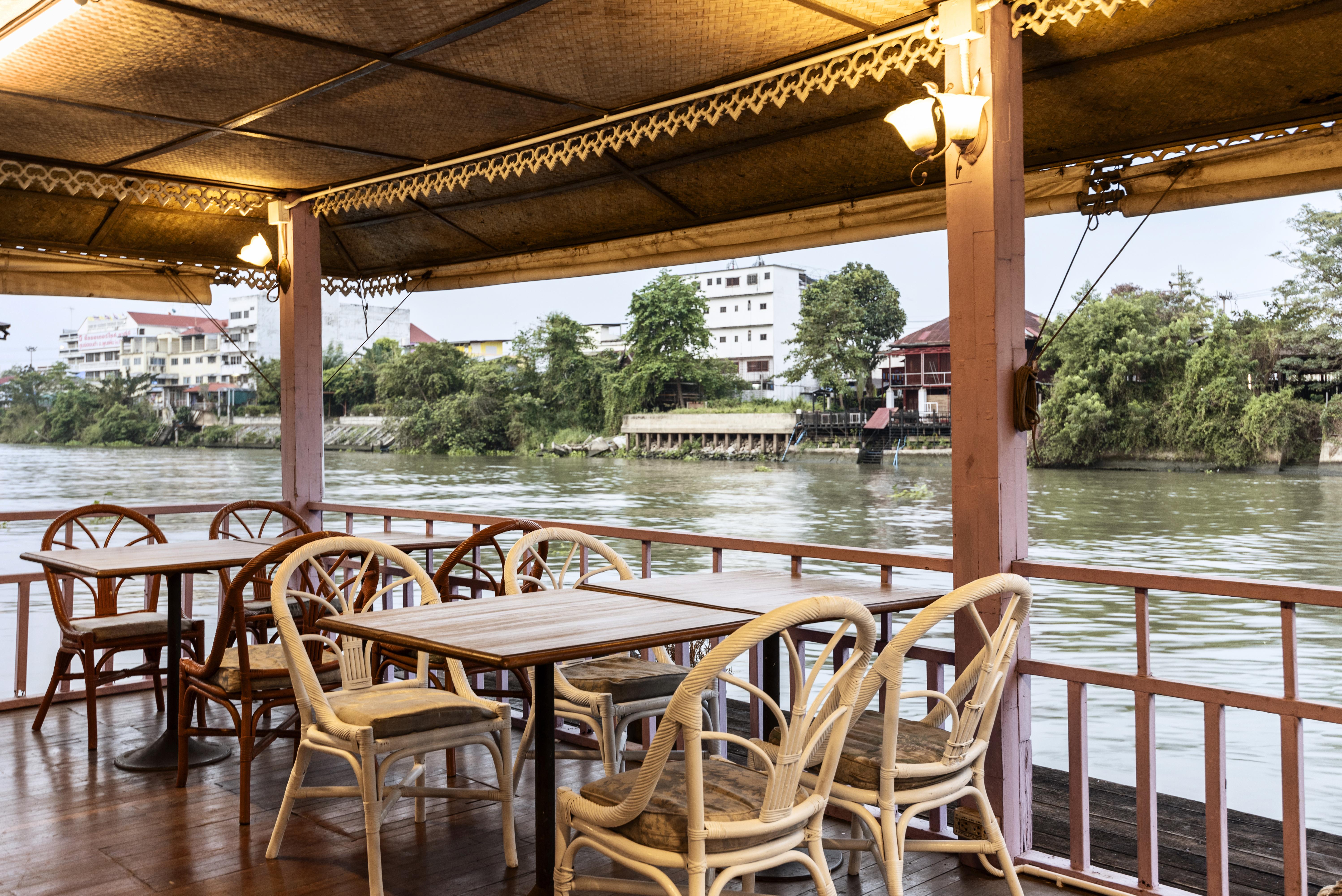 Ayothaya Riverside Hotel Phra Nakhon Si Ayutthaya Exterior foto